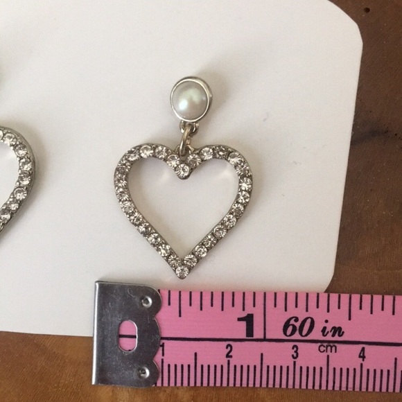 Beautiful heart pearl and crystal earrings - Picture 4 of 5